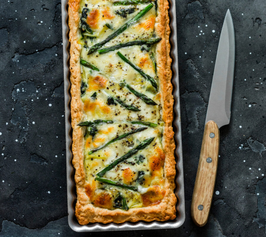 Une tarte aux asperges de saison