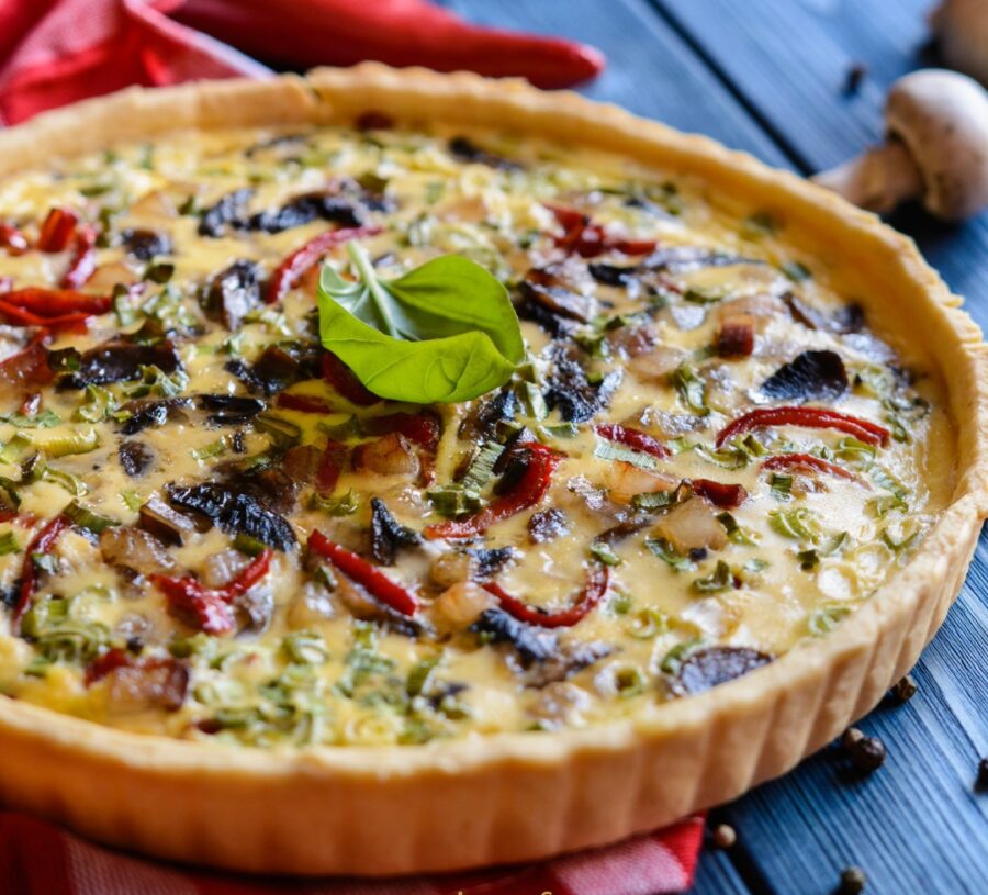 Quiche poivrons, lardons, champignons